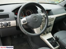 Opel Astra 2007 1.6 115 KM