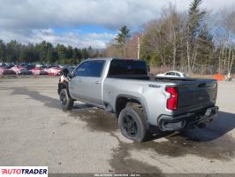 Chevrolet Silverado 2025 6