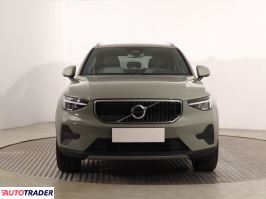 Volvo XC40 2025 1.5 160 KM