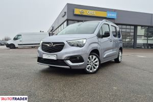 Opel Combo 2020 1.2 131 KM