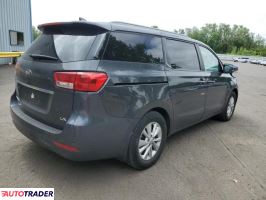 Kia Sedona 2018 3