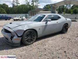 Dodge Challenger 2021 6