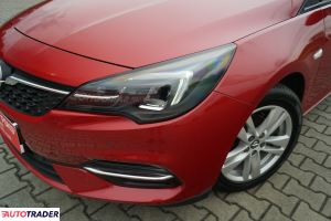 Opel Astra 2021 1.2 131 KM