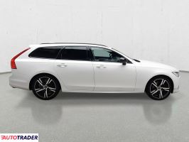 Volvo V90 2020 2.0 235 KM