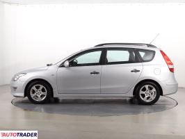 Hyundai i30 2010 1.6 88 KM