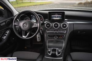 Mercedes C-klasa 2016 2.0 181 KM