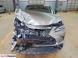Lexus ES 2020 3