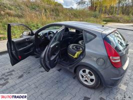 Hyundai i30 2009 1.6 126 KM