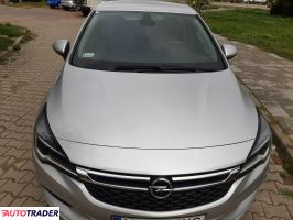 Opel Astra 2019 1.4 125 KM