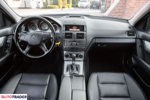 Mercedes C-klasa 2011 3.0 231 KM