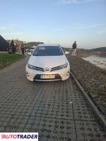 Toyota Auris 2012 1.8 99 KM