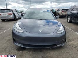 Tesla Model 3 2018