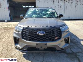 Ford Explorer 2025 3