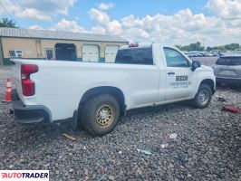 Chevrolet Silverado 2021 4