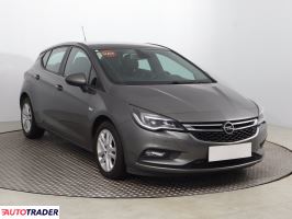 Opel Astra 2018 1.4 123 KM