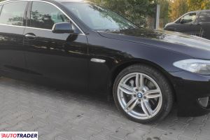 BMW 530 2011 3.0 245 KM