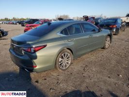 Lexus ES 2019 3