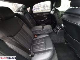 Audi A8 2018 3.0 286 KM