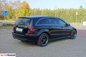 Mercedes R-klasa 2007 3.0 224 KM