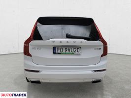Volvo XC90 2018 2.0 235 KM