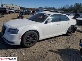 Chrysler 300C 2019 3