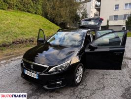 Peugeot 308 2018 1.2 110 KM