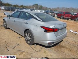 Nissan Altima 2021 2