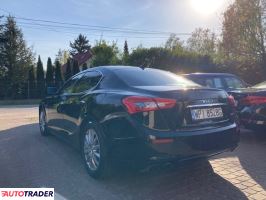 Maserati Ghibli 2014 3 330 KM