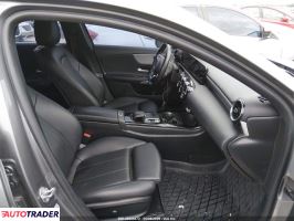 Mercedes 220 2020 2