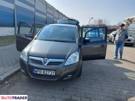 Opel Zafira 2012 1.8 140 KM