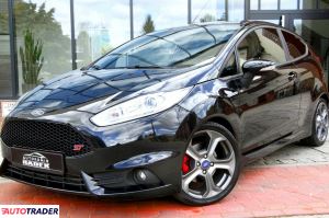 Ford Fiesta 2015 1.6 182 KM