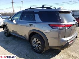 Nissan Pathfinder 2022 3