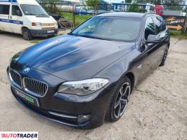 BMW 530 2011 3.0 258 KM