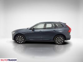 Volvo XC60 2023 2.0 197 KM