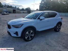 Volvo XC40 2024 2