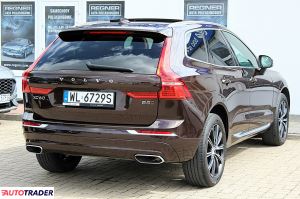 Volvo XC60 2020 2.0 235 KM