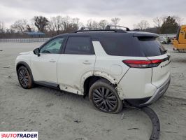Nissan Pathfinder 2022 3