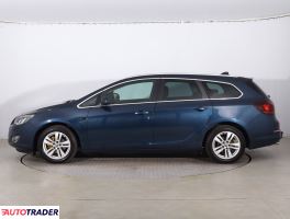Opel Astra 2011 1.4 138 KM