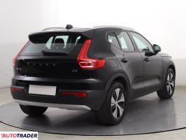 Volvo XC40 2019 2.0 147 KM
