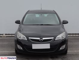 Opel Astra 2011 1.6 113 KM