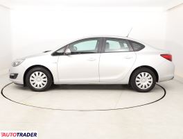 Opel Astra 2018 1.4 138 KM