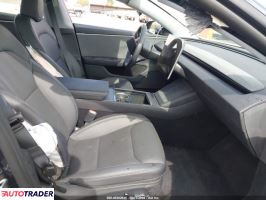 Tesla Model 3 2025