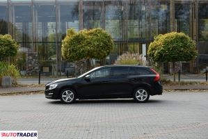 Volvo V60 2015 2.0 120 KM Volvo V60 2015 2.0 120 KM