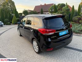 Kia Carens 2015 1.7 136 KM