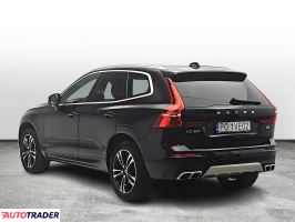 Volvo XC60 2021 2.0 197 KM