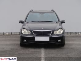 Mercedes C-klasa 2004 1.8 160 KM Mercedes C-klasa 2004 1.8 160 KM