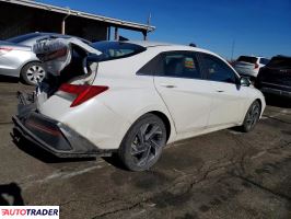 Hyundai Elantra 2024 2