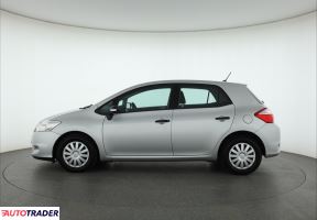 Toyota Auris 2011 1.3 97 KM Toyota Auris 2011 1.3 97 KM