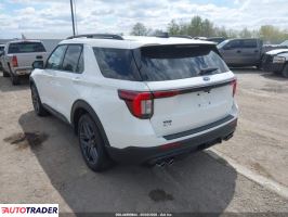 Ford Explorer 2025 3