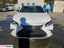 Lexus ES 2021 3